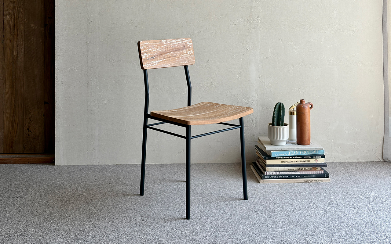 PUPIL CHAIR OLDIE (古民家の木)
